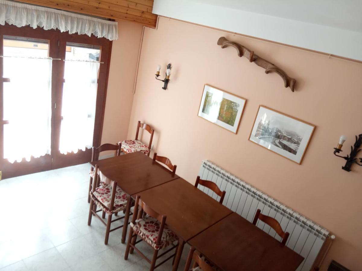 Pensjonat Casa Nando Esterri d'Àneu Zewnętrze zdjęcie