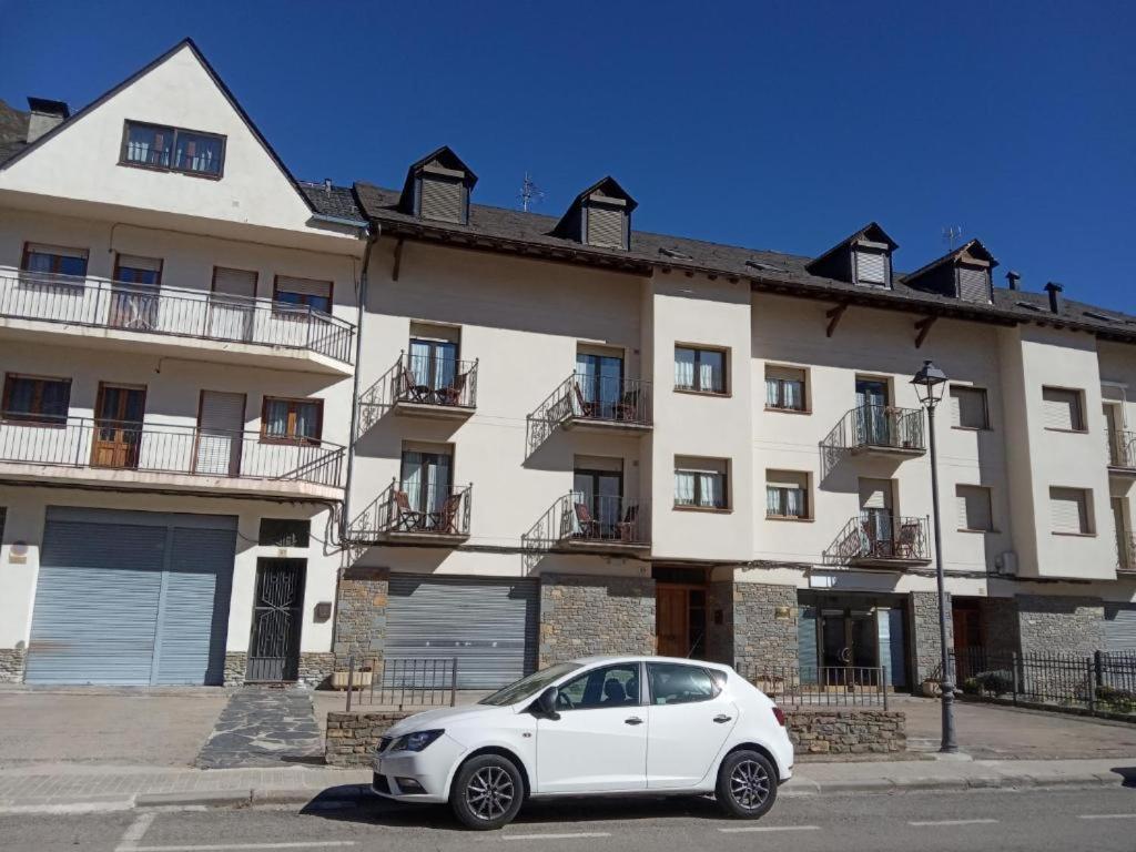 Pensjonat Casa Nando Esterri d'Àneu Zewnętrze zdjęcie