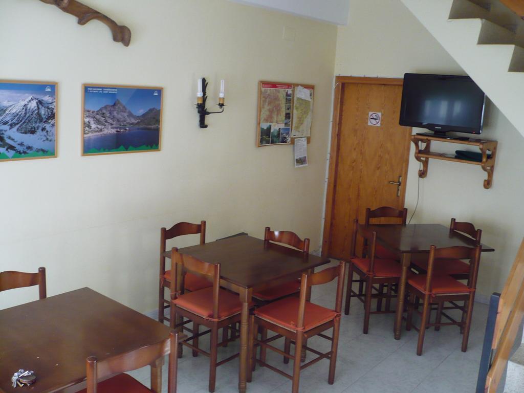 Pensjonat Casa Nando Esterri d'Àneu Zewnętrze zdjęcie